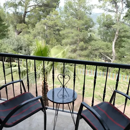 Olympos Boutique *